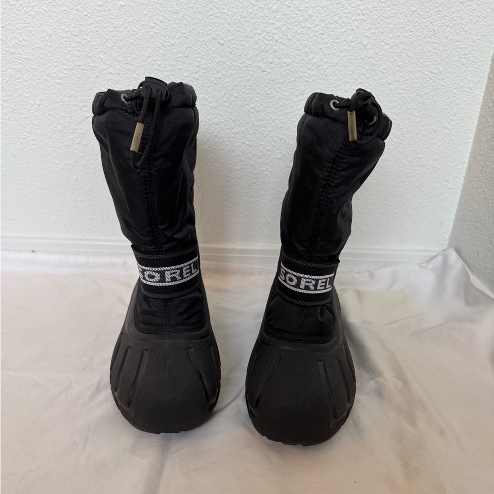 EUC Sorel Boy’s Winter Boots - Picture 3 of 7
